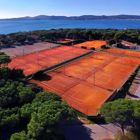 Hotel Kornati 4*
