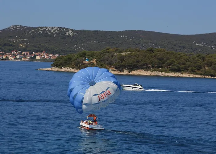 Ilirija Kornati 4* Биоград-на-Мору