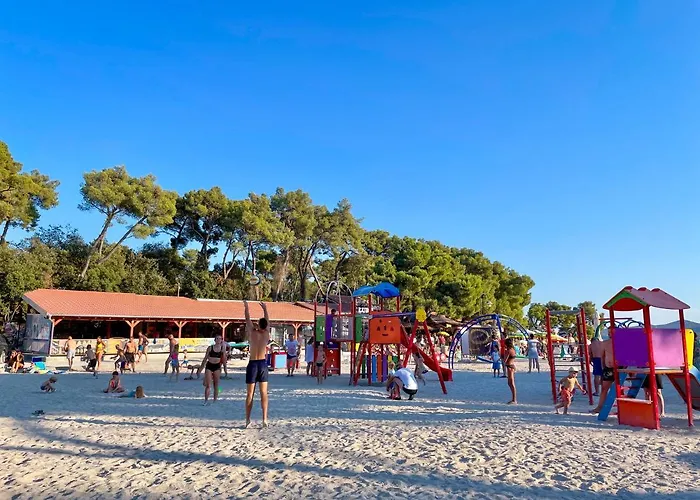 Ilirija Kornati Биоград-на-Мору