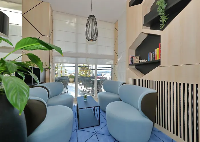 Ilirija Kornati 4* Биоград-на-Мору