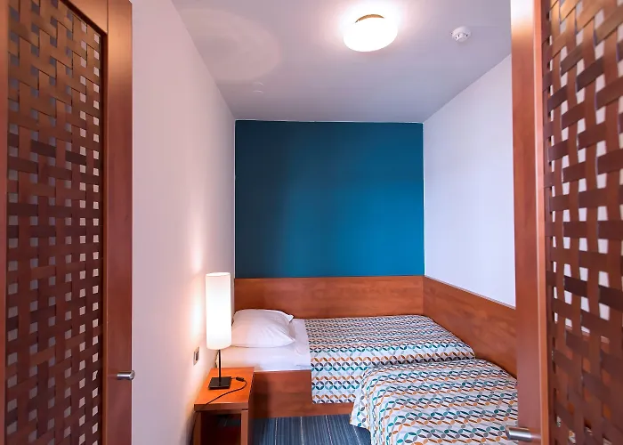 Ilirija Kornati 4* Биоград-на-Мору